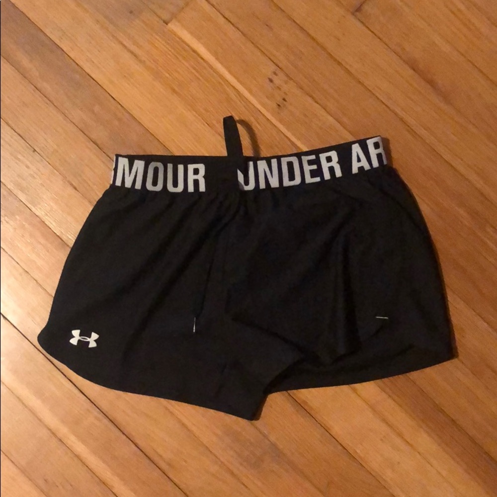 Running shorts (Under Armor)